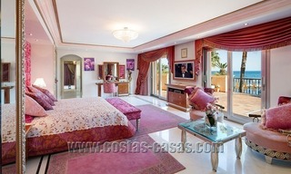 Exclusive beachfront penthouse for sale in Puerto Banus, Marbella 13