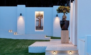 For Sale: Large Contemporary Front Line Golf Villa in Nueva Andalucía - Marbella 18