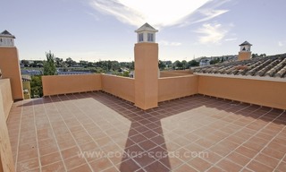 Luxury penthouse for sale in a frontline golf complex in Guadalmina, San Pedro, Marbella 6