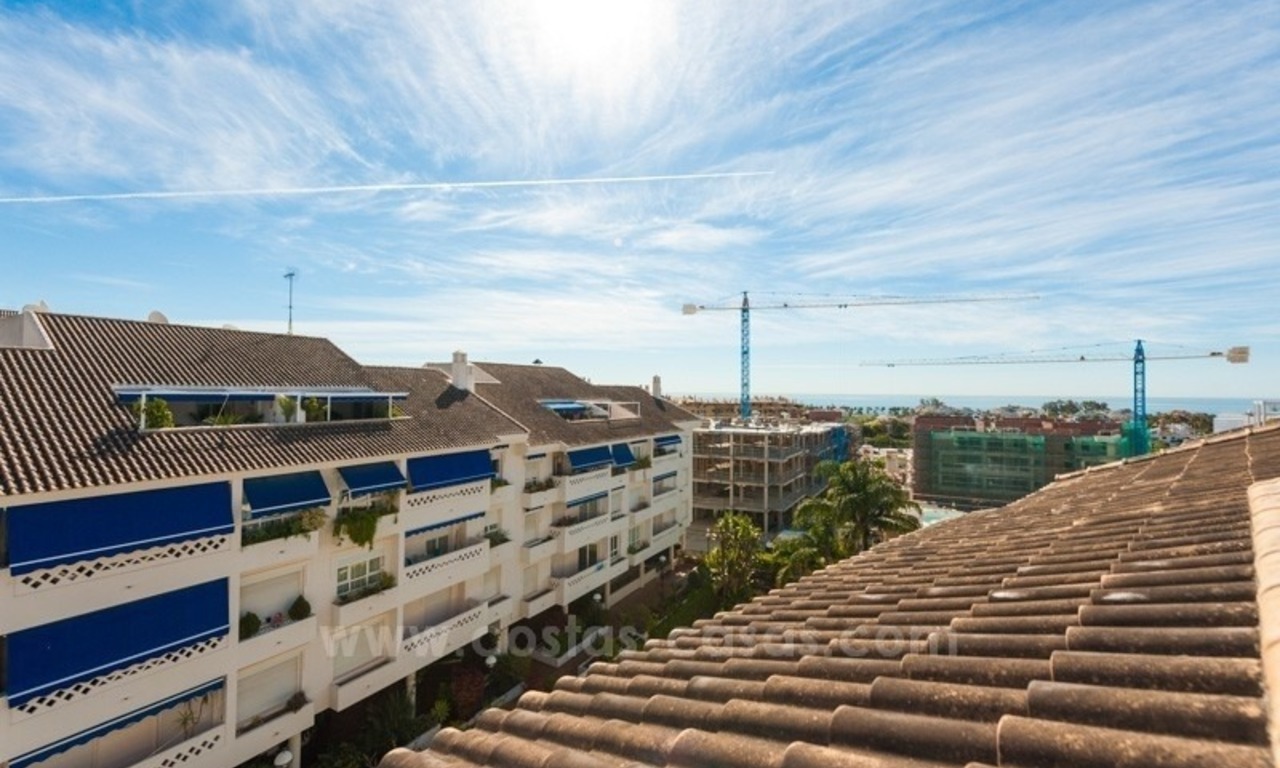 Beachside duplex penthouse for sale in San Pedro de Alcantara - Marbella 16