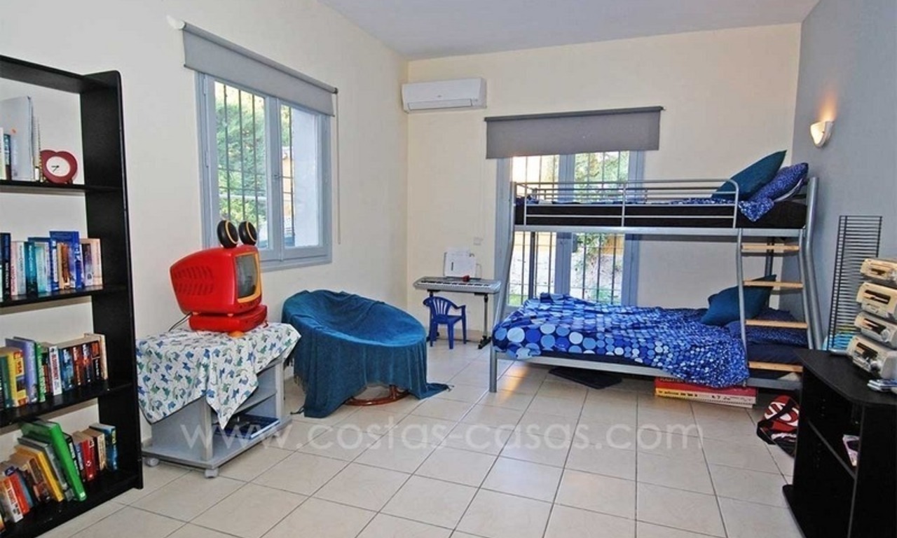 Bargain!! Spacious family villa for sale in Benahavis - Marbella 11