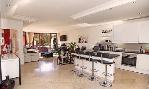 Luxury garden apartment for sale, frontline beach complex, New Golden Mile, Marbella - Estepona 