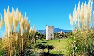 Luxury garden apartment for sale, frontline beach complex, New Golden Mile, Marbella - Estepona 32