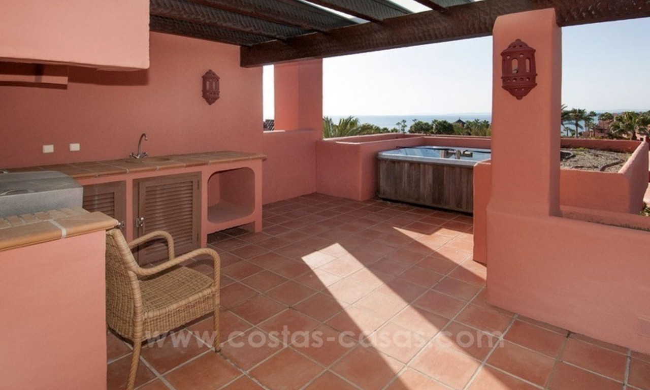 Luxury penthouse for sale, first line beach complex, New Golden Mile, Marbella - Estepona 3
