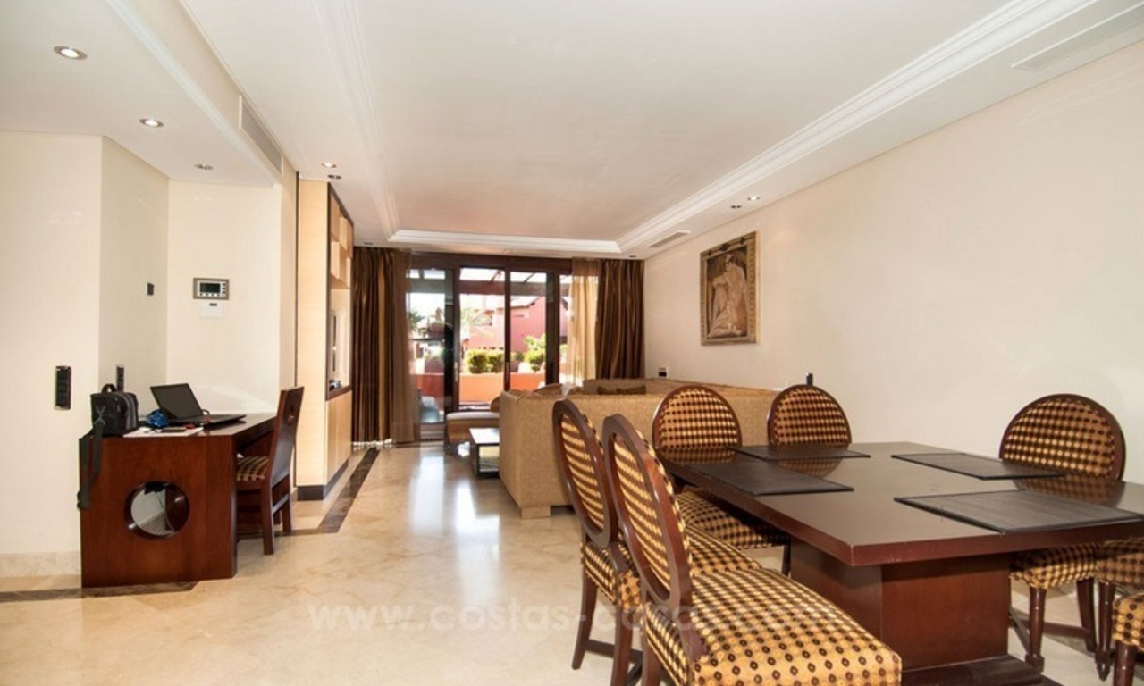 Luxury penthouse for sale, first line beach complex, New Golden Mile, Marbella - Estepona 13