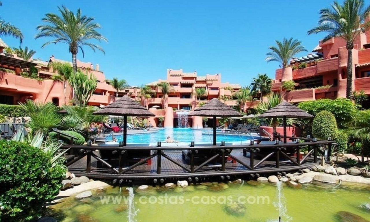 Luxury penthouse for sale, first line beach complex, New Golden Mile, Marbella - Estepona 33