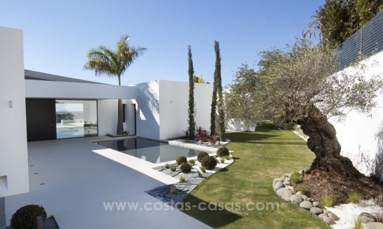 New Modern Villa for Sale on the Golden Mile in Marbella 10