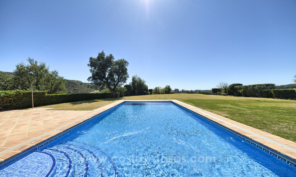 Stylish quality villa for sale in the Marbella Club Golf Resort, Benahavis - Marbella 30373