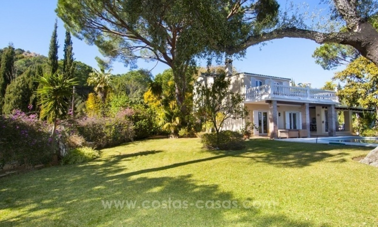 For Sale in El Madroñal - Benahavis - Marbella: A charming 4 bedroom villa in the exclusive gated community with excellent sea views 5