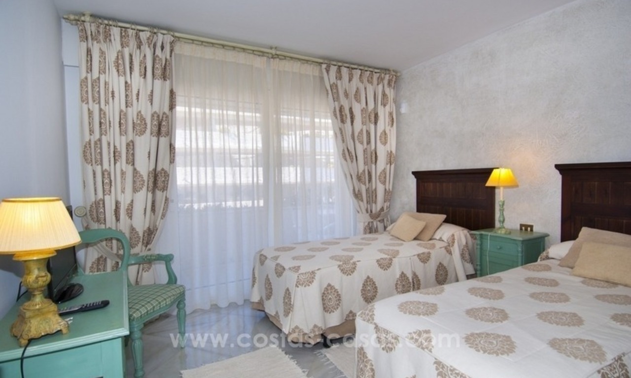 Exclusive apartment for sale in a beachfront complex in Puerto Banús - Marbella 8