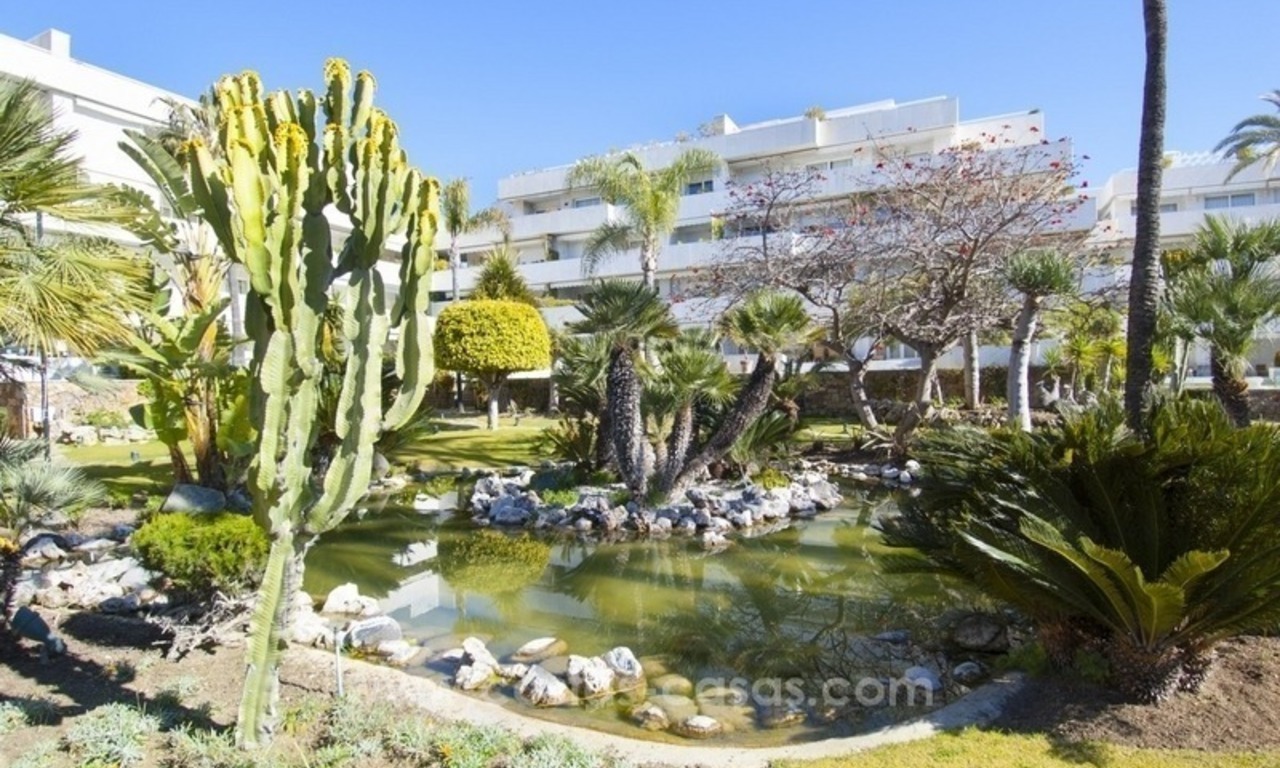 Exclusive apartment for sale in a beachfront complex in Puerto Banús - Marbella 19