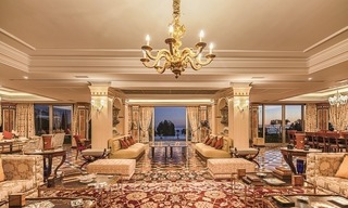 Palatial mansion for sale in exclusive urbanization of Sierra Blanca, Marbella 5
