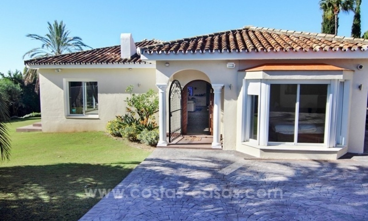 Villa for sale on the New Golden Mile, Marbella - Estepona 3