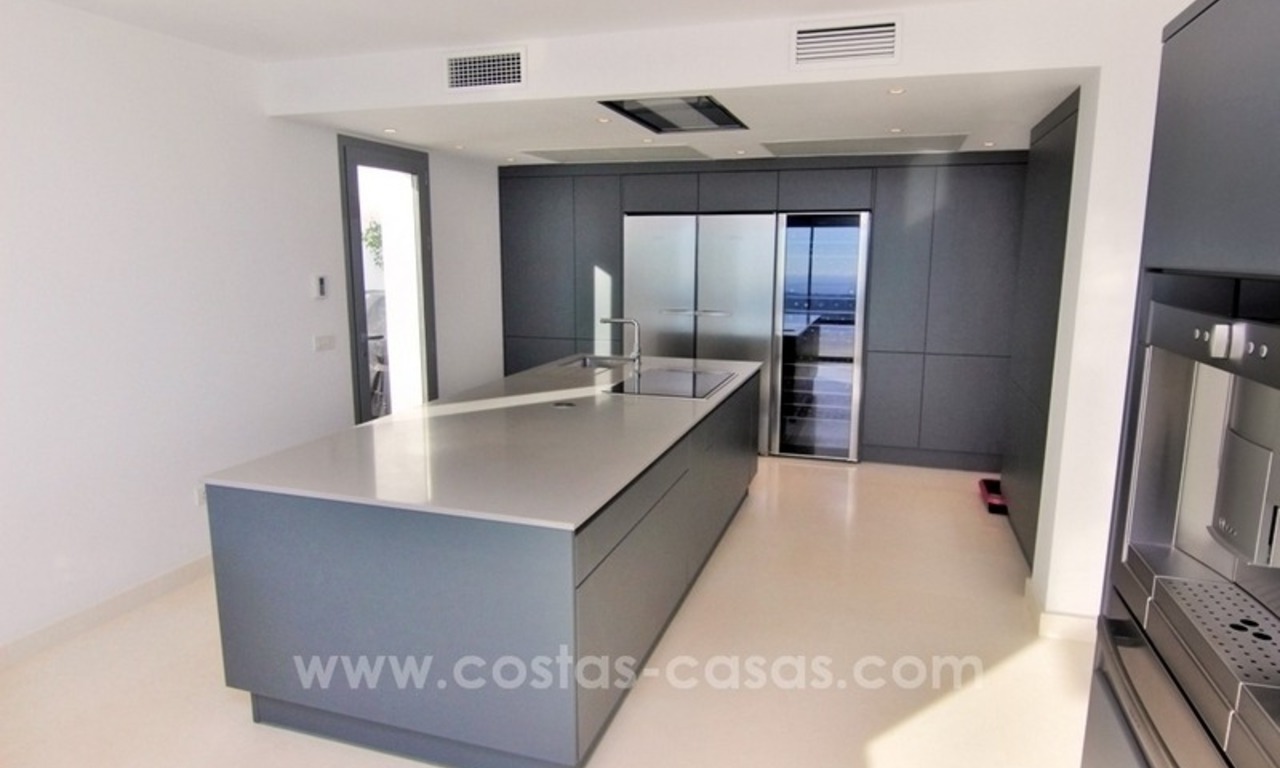 Very nice newly built and contemporary villa for sale in Mijas 11