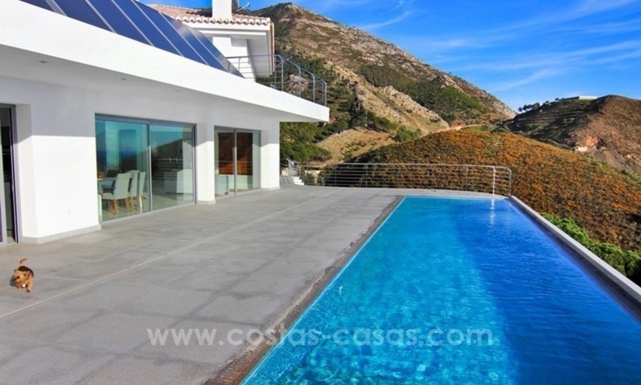 Very nice newly built and contemporary villa for sale in Mijas 6