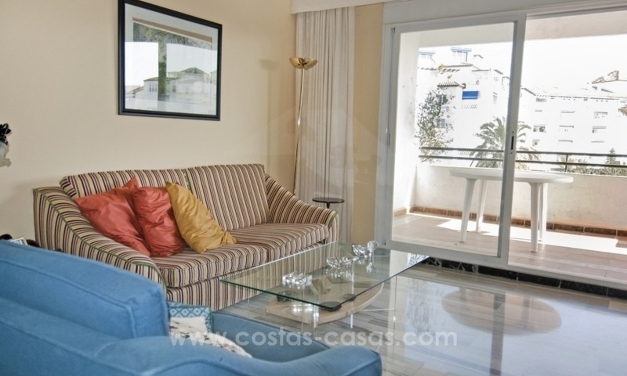 Dream location!! Apartment for sale a few meters from the sea in Puerto Banús 4