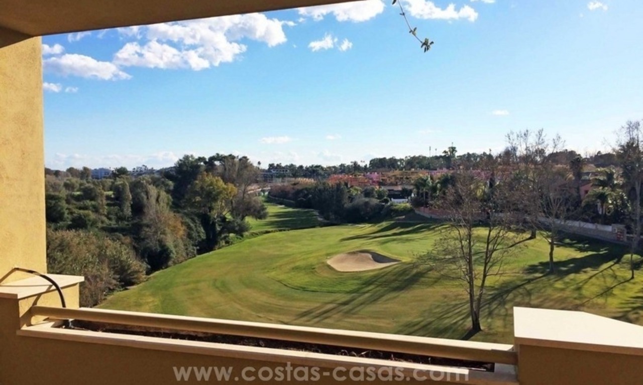 Frontline golf apartments and penthouses for sale in Guadalmina, Marbella 0