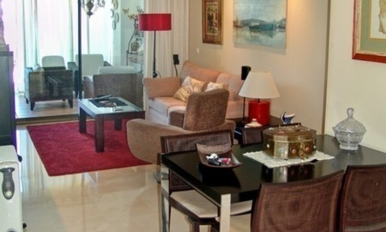 Contemporary Apartment for Sale in La Quinta, Benahavis - Marbella 7