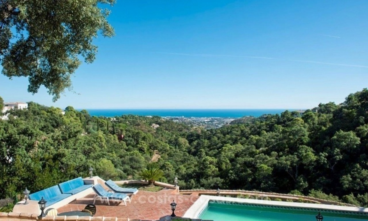Villa for sale on a large plot in El Madroñal, Benahavis - Marbella 2