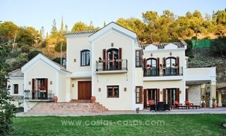 Luxury villa for sale in El Madroñal, Benahavis - Marbella 2