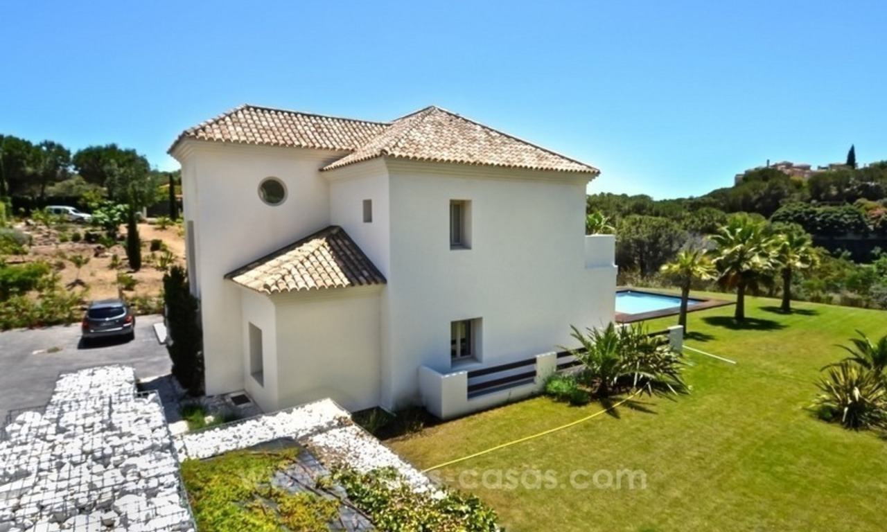 Bargain! Modern villa for sale in Elviria, Marbella east 2