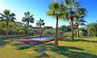 Bargain! Modern villa for sale in Elviria, Marbella east 1