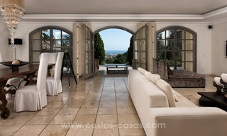 Contemporary villa for sale with classical architectural references, El Madroñal, Benahavis - Marbella 5