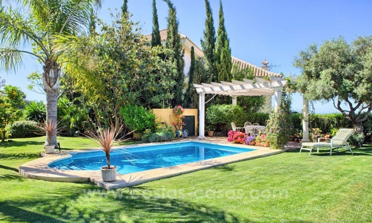 Villa for sale in Marbella East with beautiful panoramic sea view 2