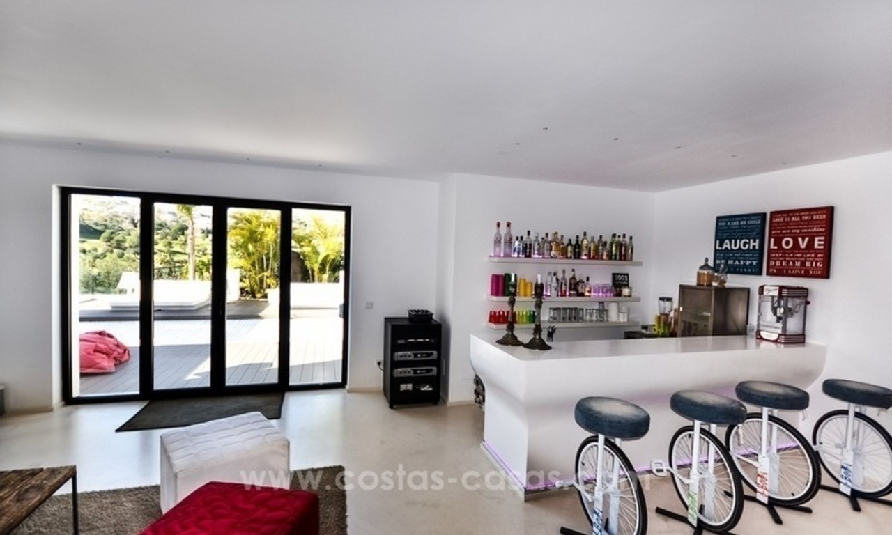 Exclusive modern style villa for sale in the area of Marbella – Benahavis 36