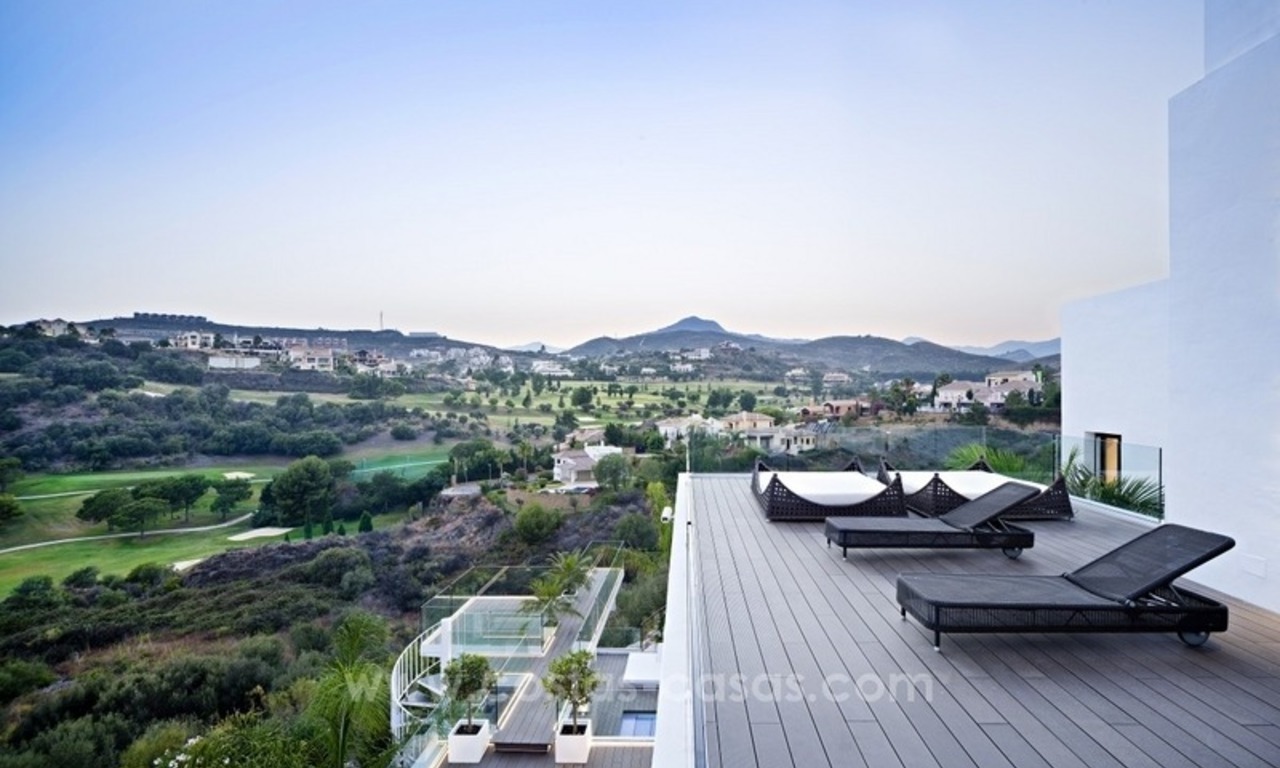 Exclusive modern style villa for sale in the area of Marbella – Benahavis 10