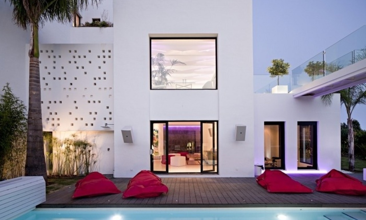Exclusive modern style villa for sale in the area of Marbella – Benahavis 4