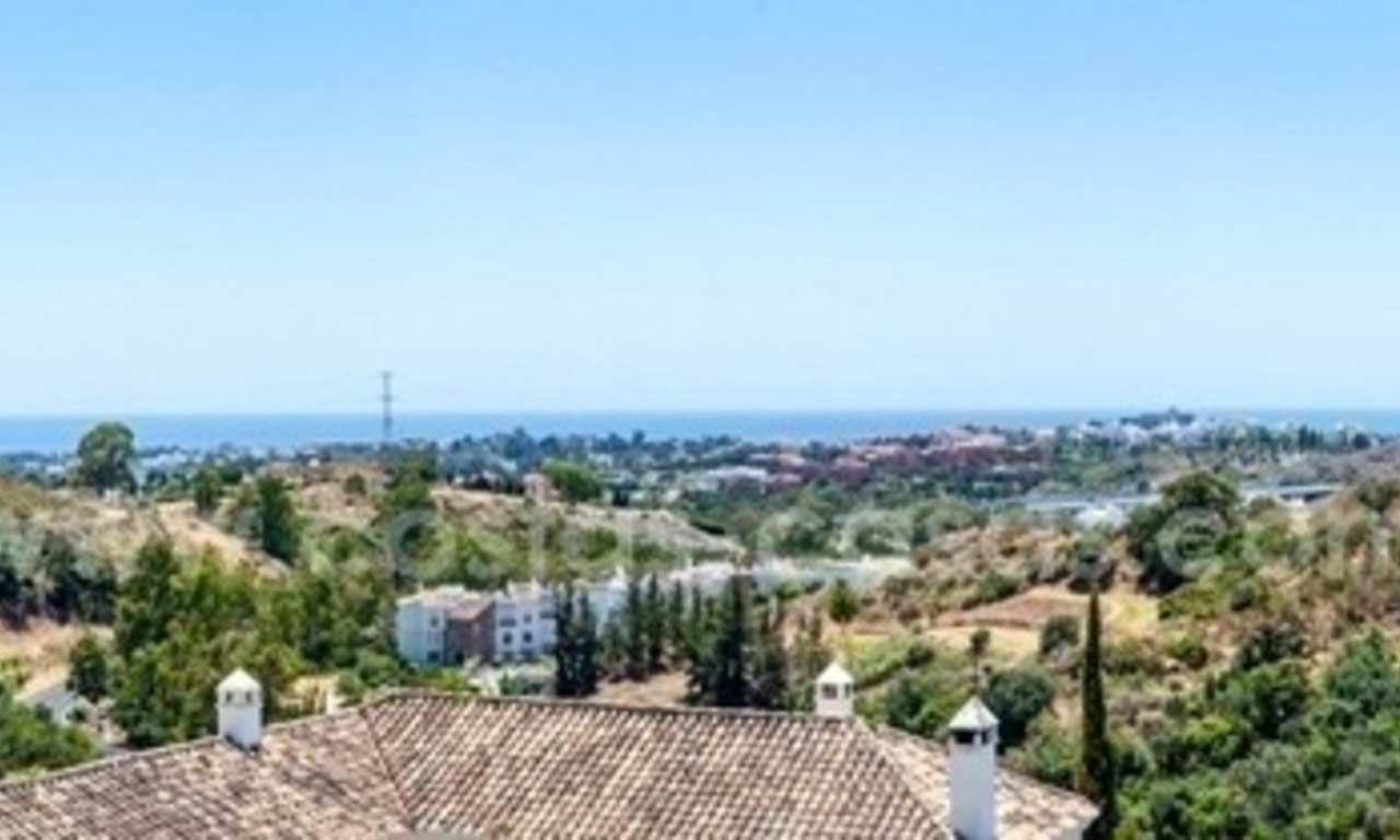 Villa for sale in a gated community with sea views in Benahavis – Marbella 21