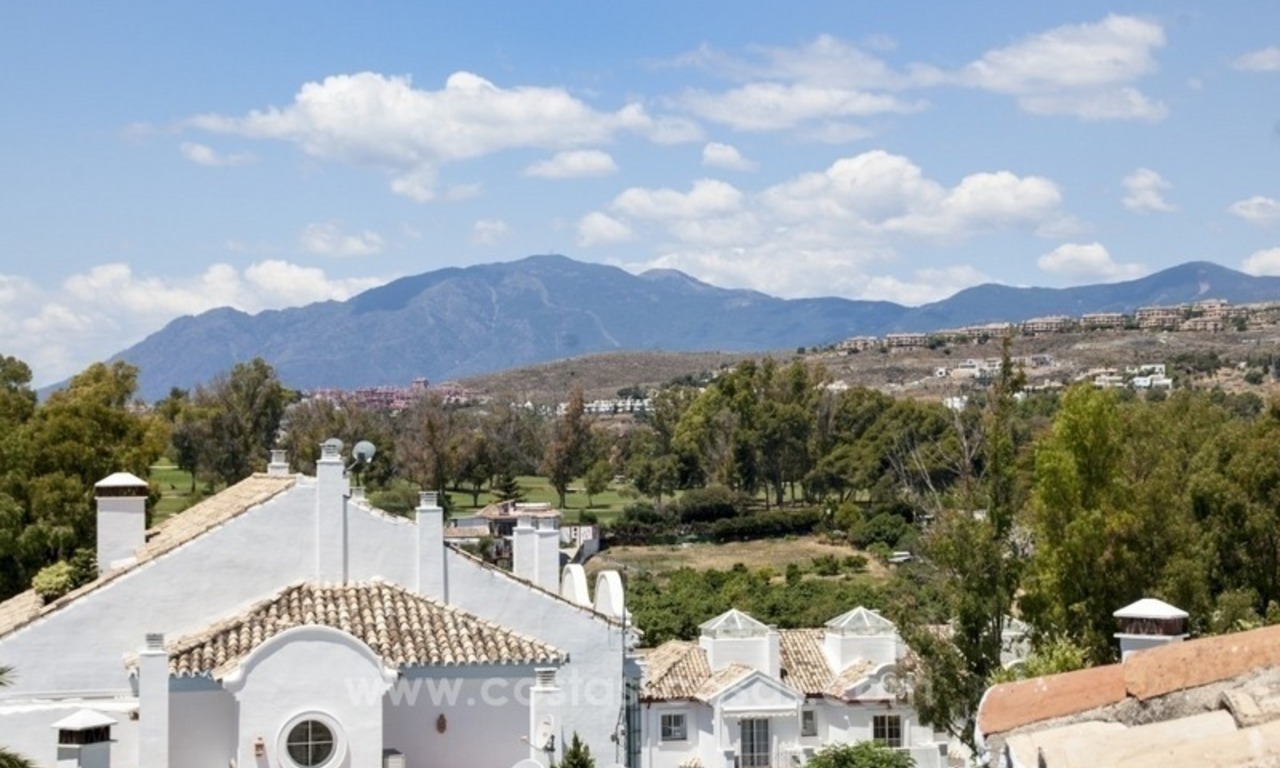 4 bedroom penthouse for sale in gated community in Marbella 4