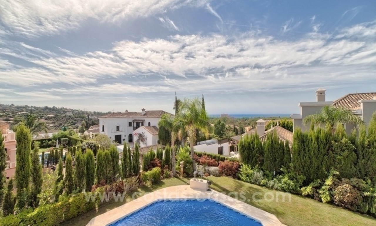 Classical style villa for sale in Elviria, Marbella 2