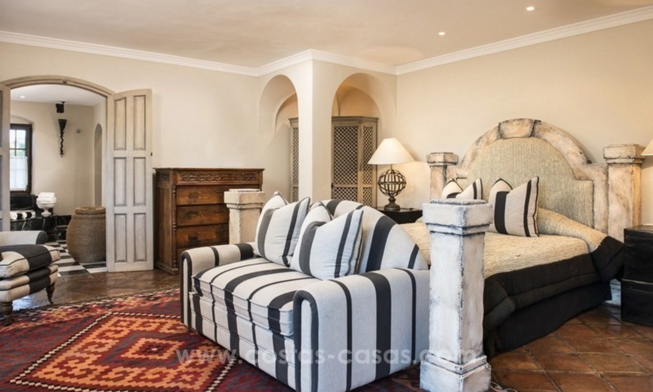 Classical country style villa for sale in El Madroñal, Benahavis - Marbella 41