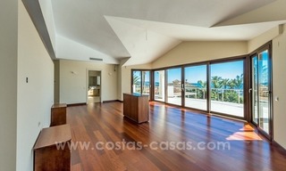 Exclusive Modern - Andalusian villa for sale in Marbella - Benahavis 11