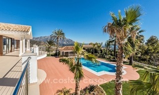 Exclusive Modern - Andalusian villa for sale in Marbella - Benahavis 1