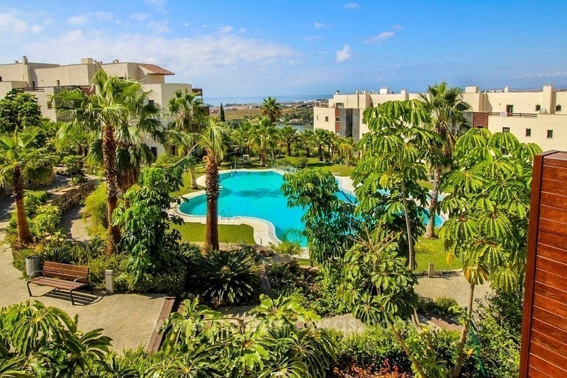 Beautiful modern apartment with sea views in Benahavis - Marbella