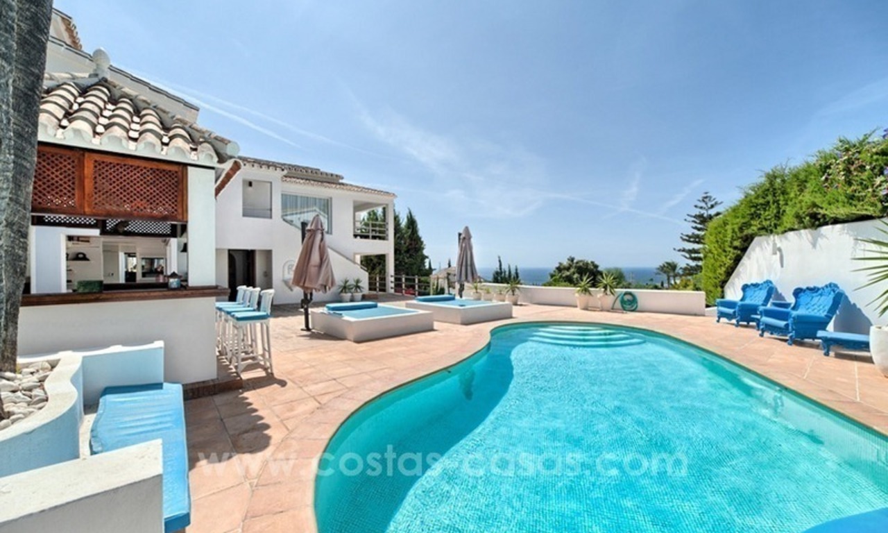 Villa for sale in East Marbella 1