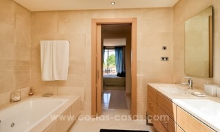 Excellent penthouse for sale on the Golden Mile, Marbella 19
