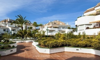 Spacious ground floor apartment for sale on The Golden Mile, Marbella 18