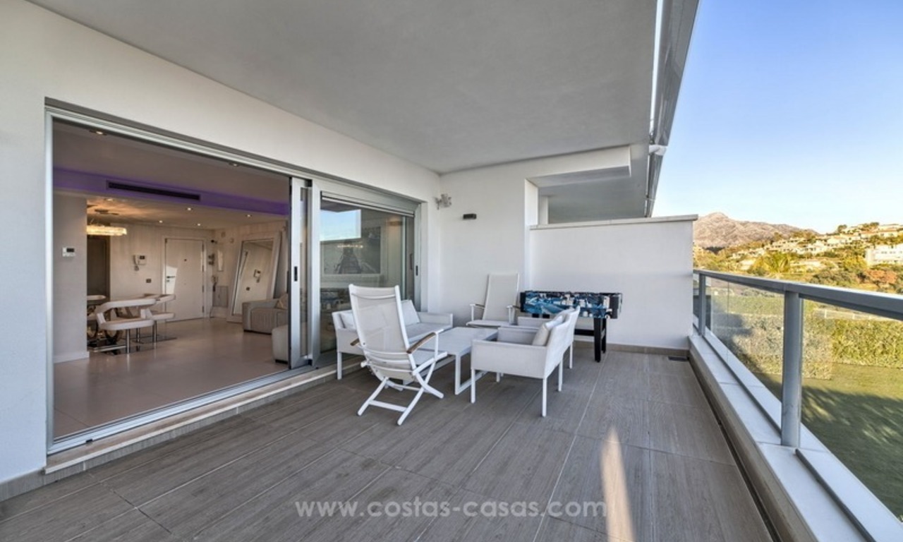 Ready to move in modern apartment for sale in Marbella - Benahavis with sea view 8