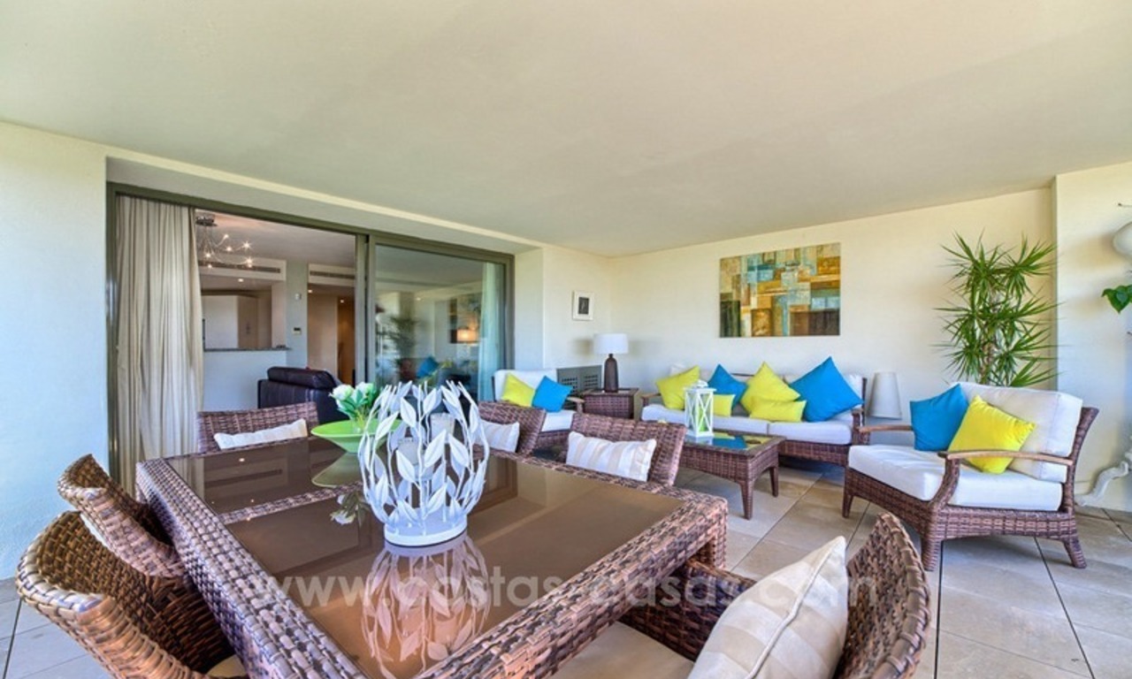 Modern luxury frontline golf ground floor apartment in a 5-star golf resort for sale in Benahavis - Marbella 3