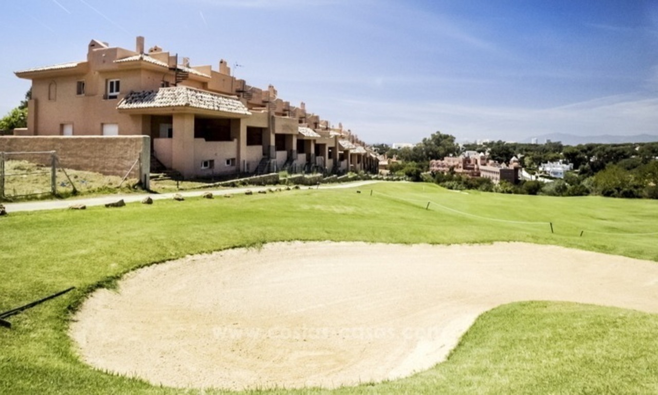 Bargain frontline golf townhouses for sale in Cabopino, Marbella 6