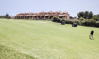 Bargain frontline golf townhouses for sale in Cabopino, Marbella 7
