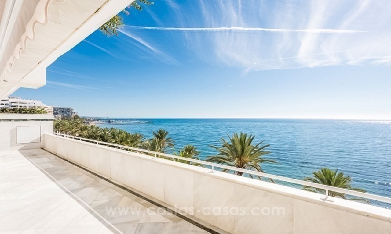Exclusive upmarket frontline beach apartment for sale in Marbella center 1