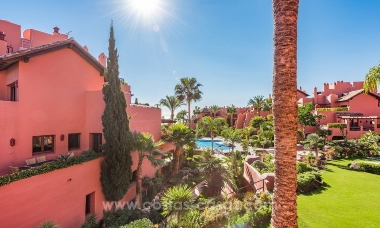 Beautiful frontline beach penthouse for sale on the New Golden Mile, in Estepona - Marbella 1