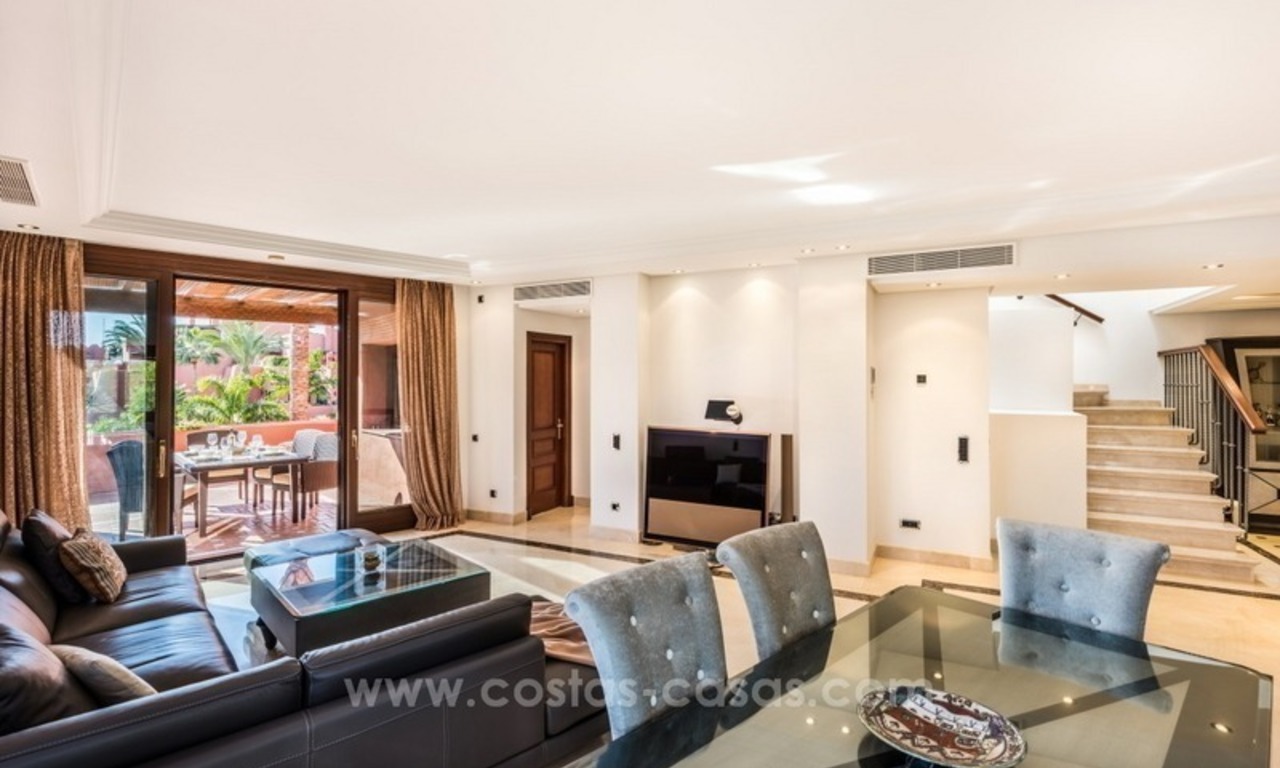Beautiful frontline beach penthouse for sale on the New Golden Mile, in Estepona - Marbella 5