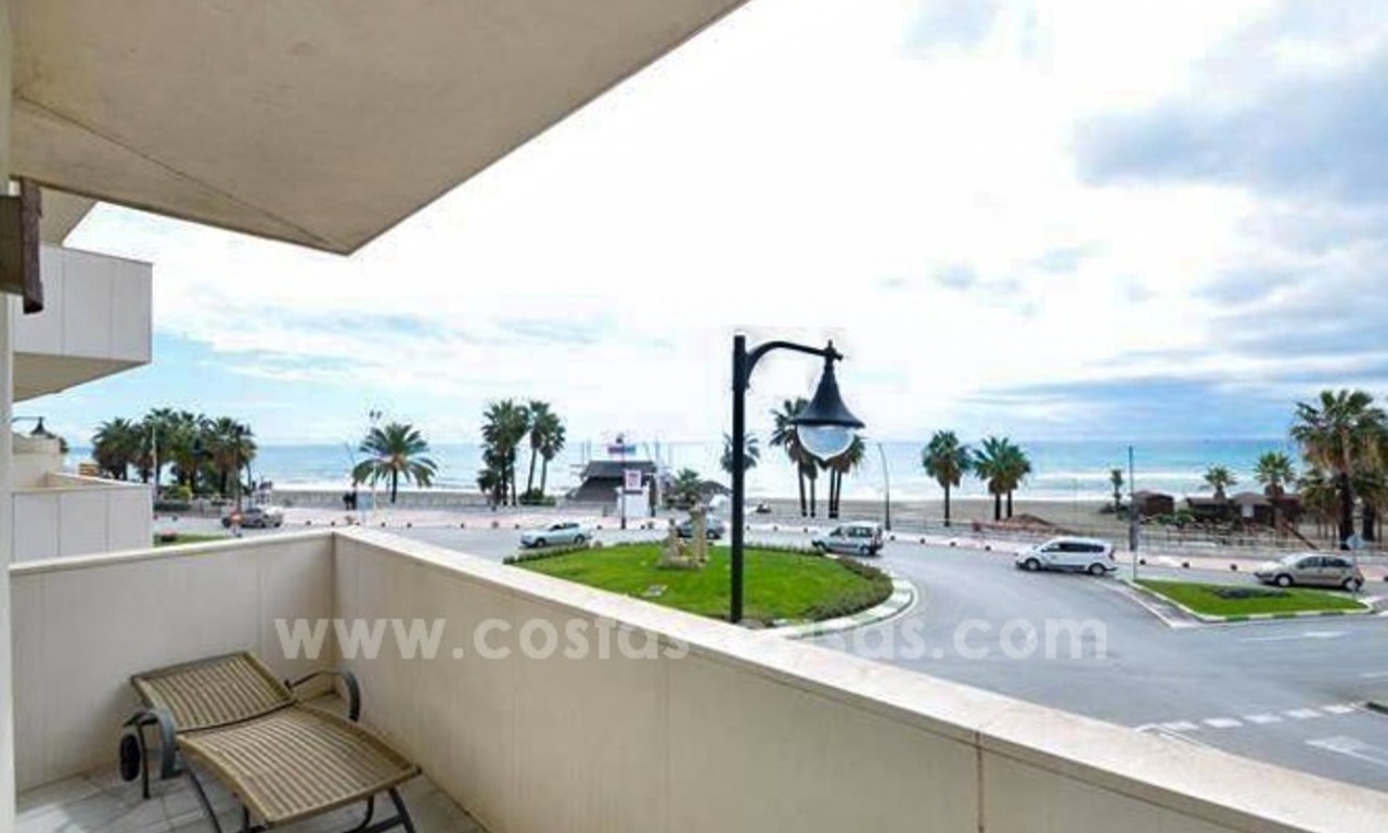 Modern beachfront apartment for sale, on the boulevard in the centre of Estepona 17