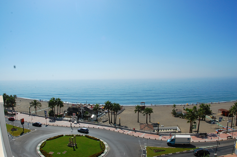 Modern beachfront apartment for sale, on the boulevard in the centre of Estepona